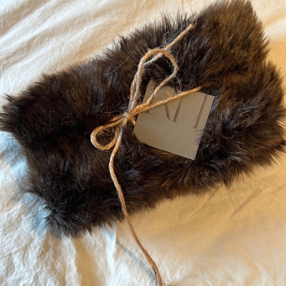NWT RH Restoration Hardware Faux Fur Scarf